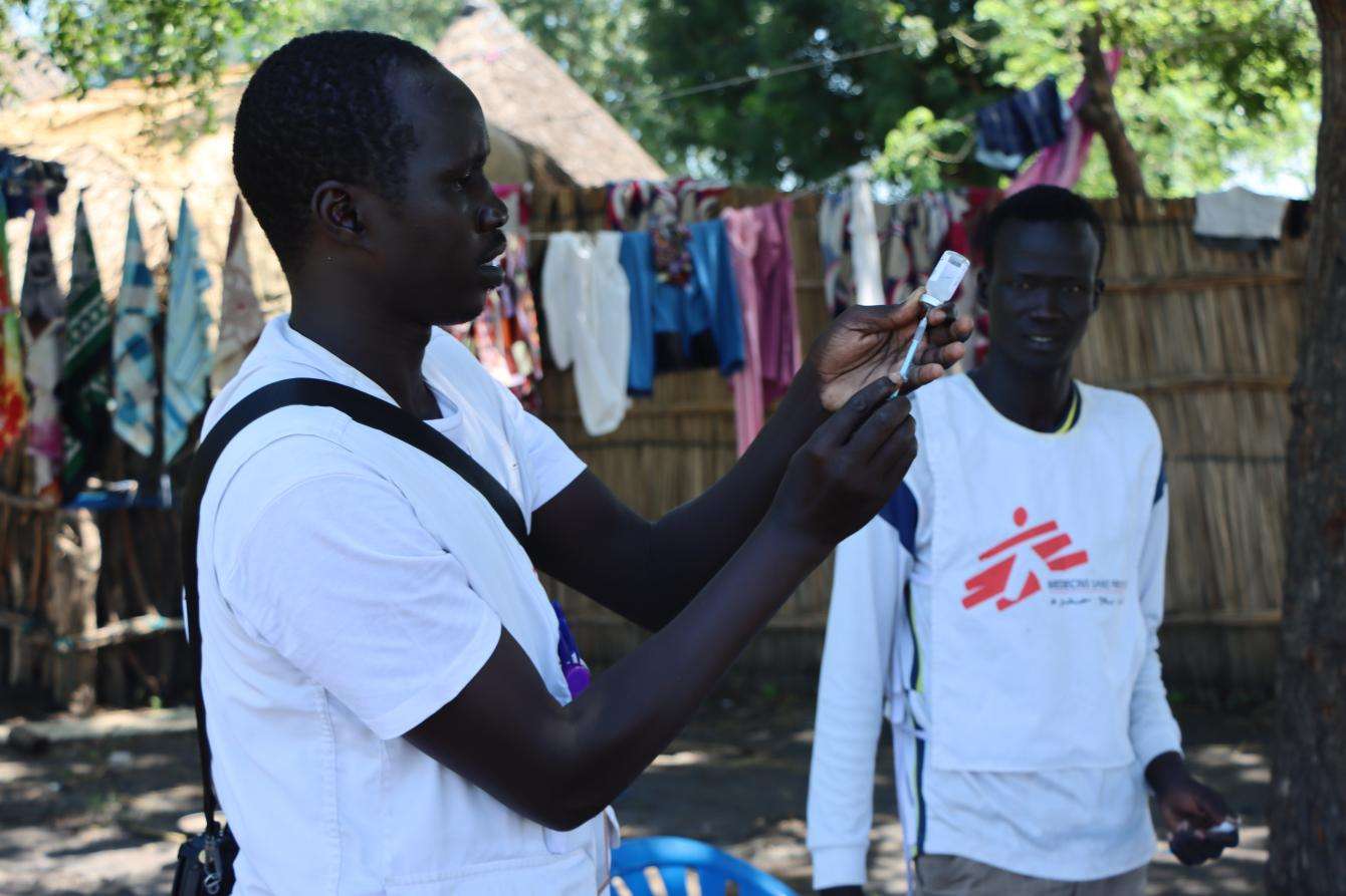 MSF conducts vaccination campaigns around Old Fangak.