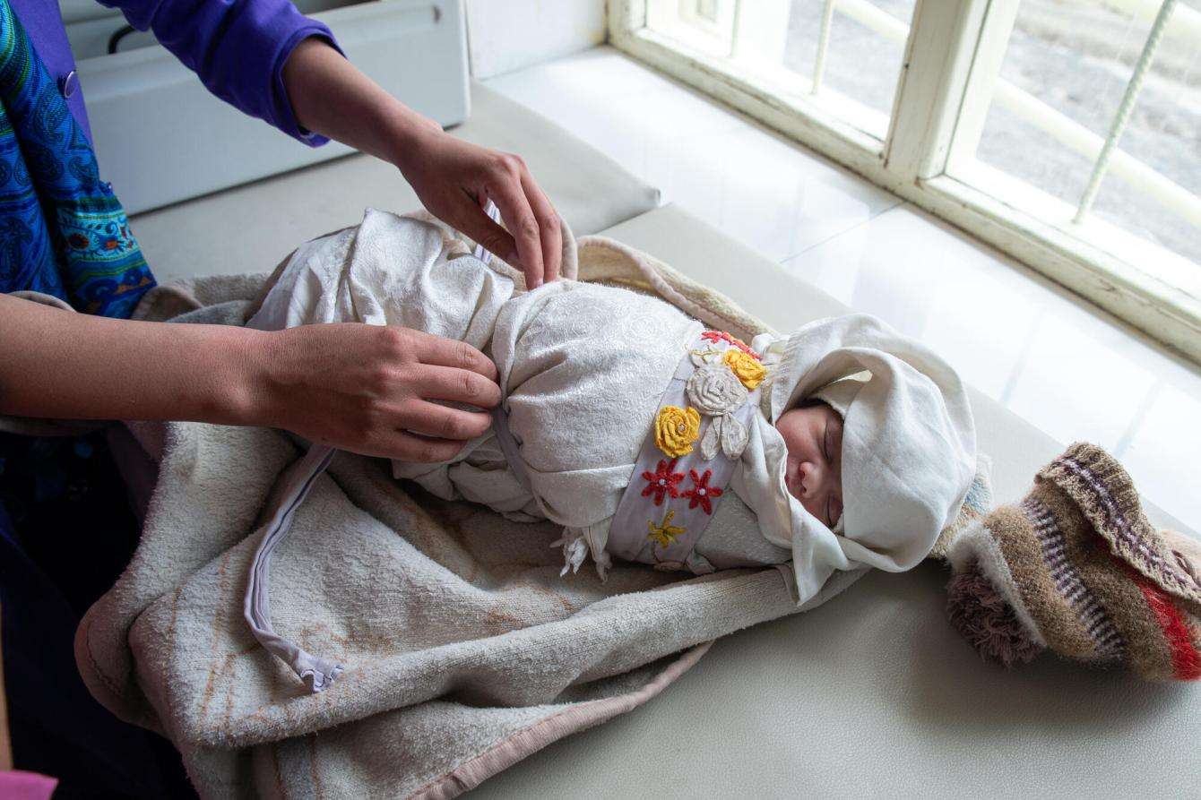 Maternal and paediatric health care in Bamyan province