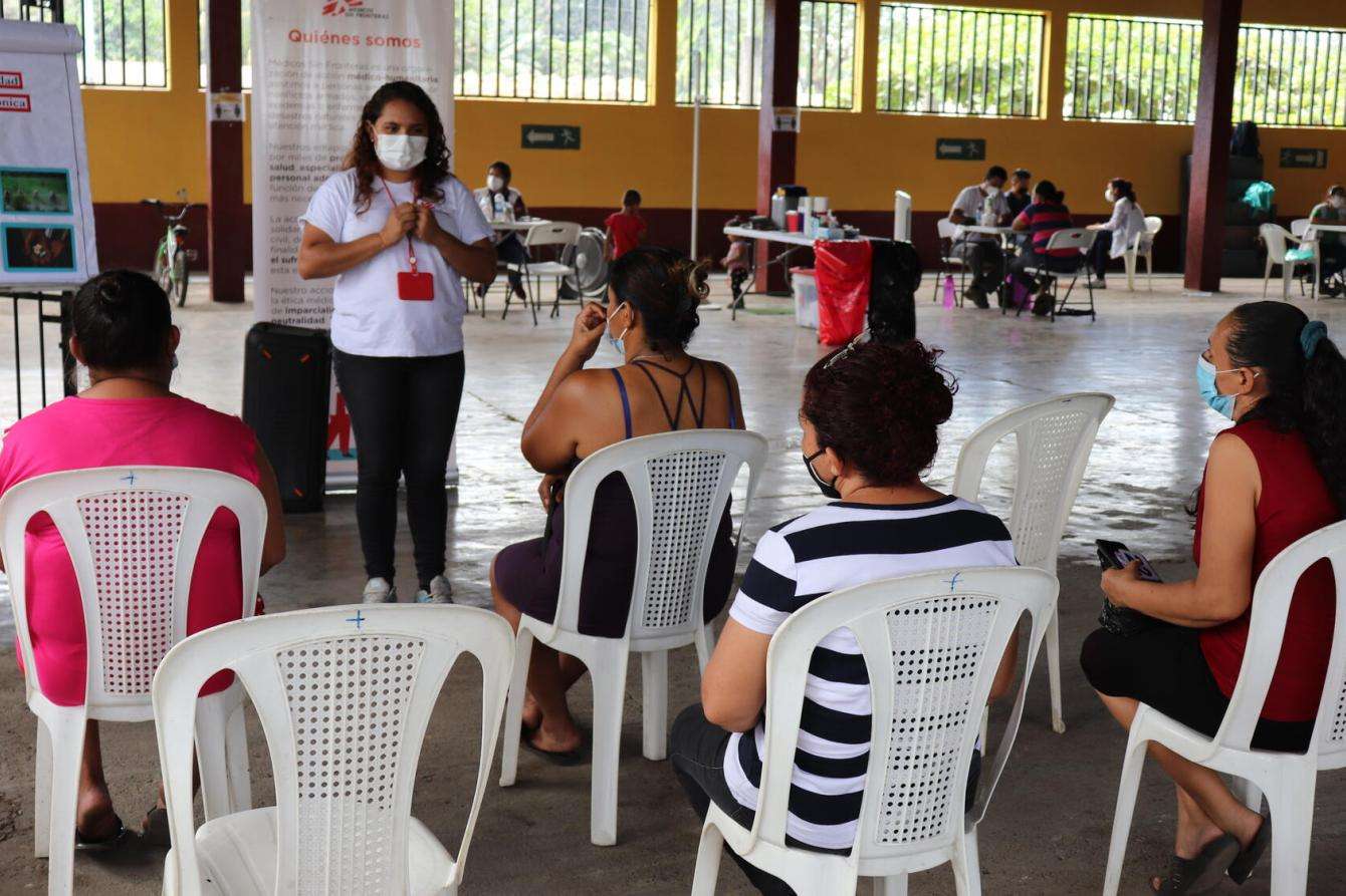 A health promotion session held by MSF in Guatemala.